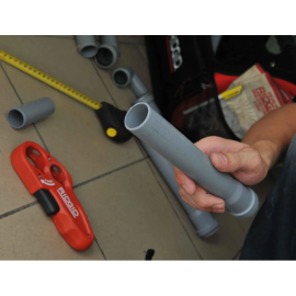 Dispozitiv de taiat tevi pvc Ridgid 32 si 40 mm Dispozitiv de taiat tevi pvc Ridgid 32 si 40 mm